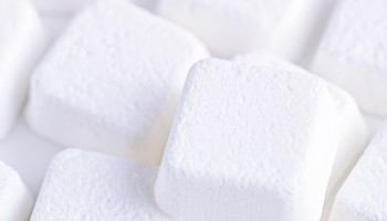 室内でも熱中症！？実は熱中症患者の半分が室内なのです